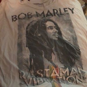 Bob Marley t-shirt
